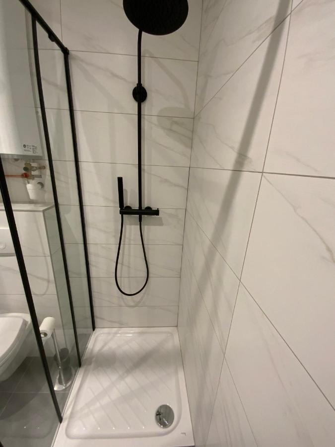 Studio - Wifi - Ultra Centre Appartement Annecy Buitenkant foto
